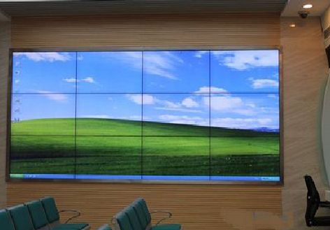 泸县液晶拼接屏的另类用法。